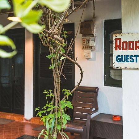 Rodrigues Guest House Calangute Extérieur photo
